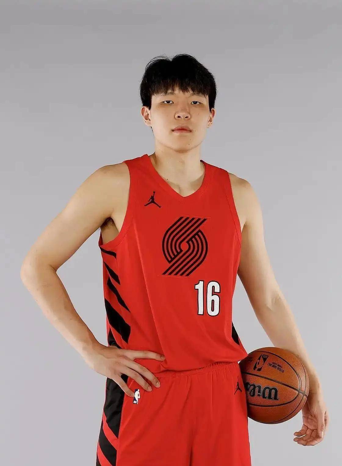 爱游戏登入-里程碑夜波特兰开拓者门线救险，CBA常规赛国际比赛日刷纪录，信心回归，高层口径保持一致(cba里程碑数据排行榜)